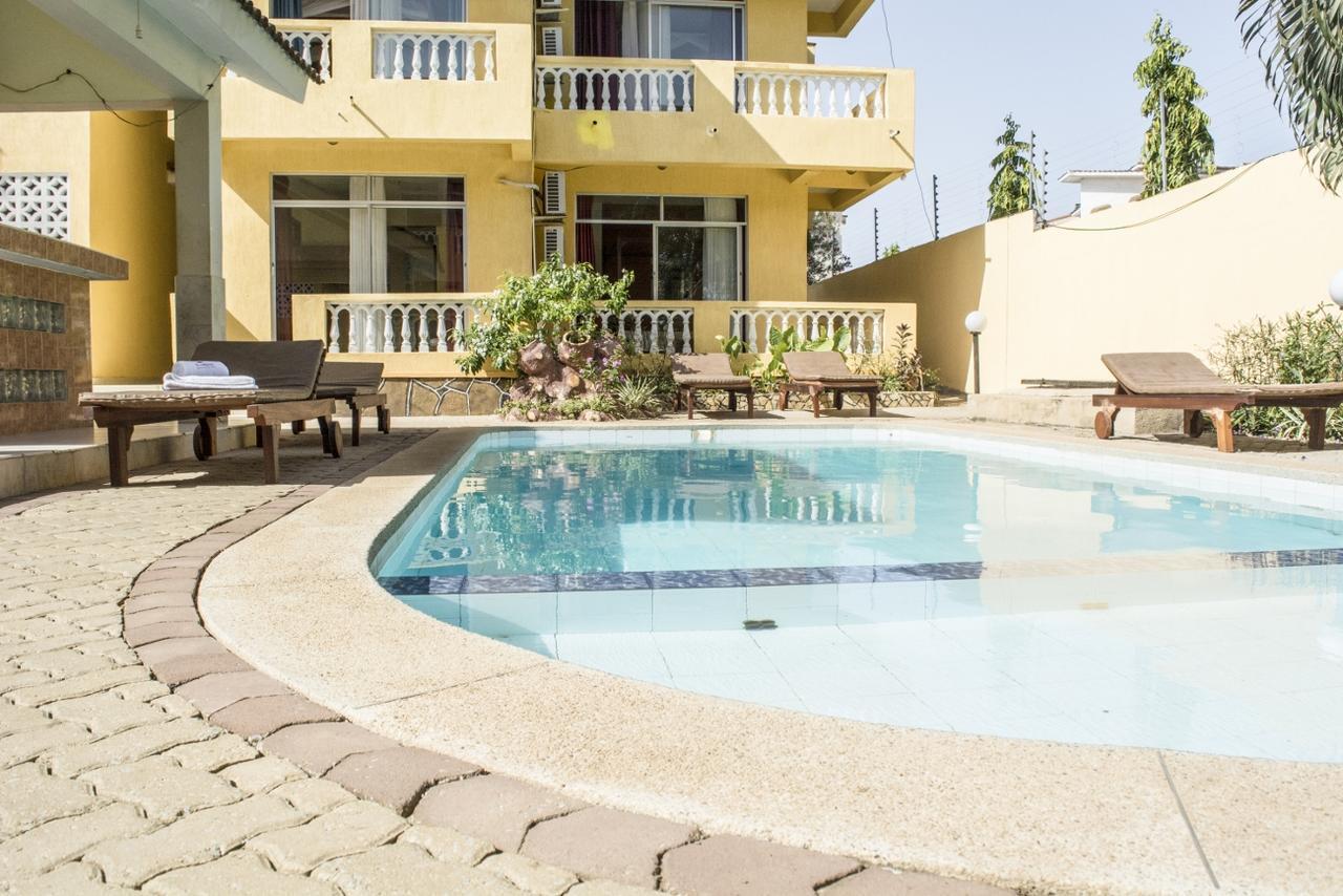 Pawenzi Serviced Apartments Момбаса Екстер'єр фото