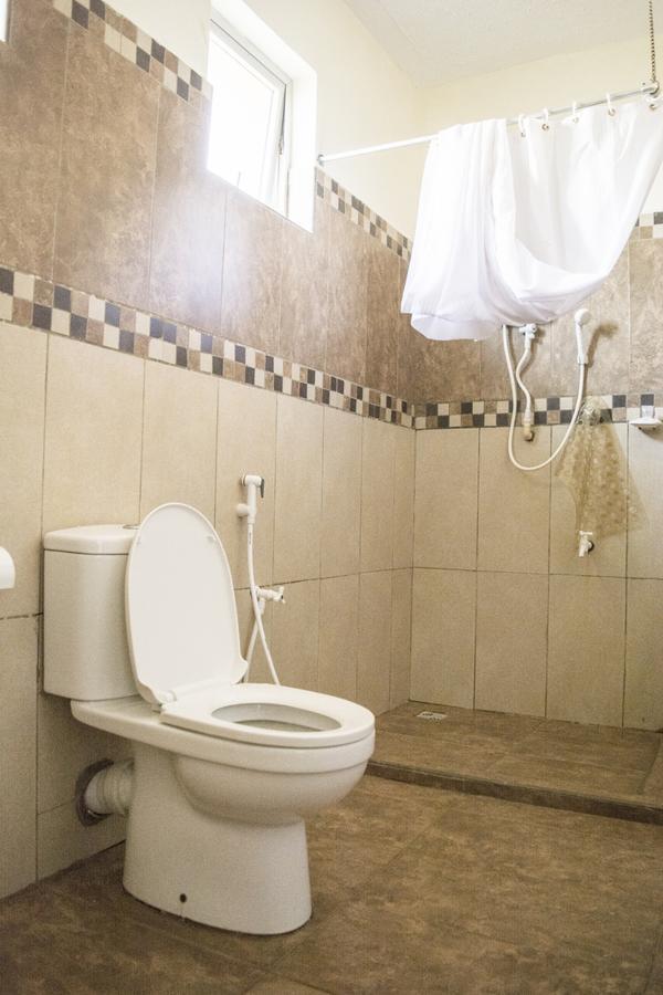 Pawenzi Serviced Apartments Момбаса Екстер'єр фото