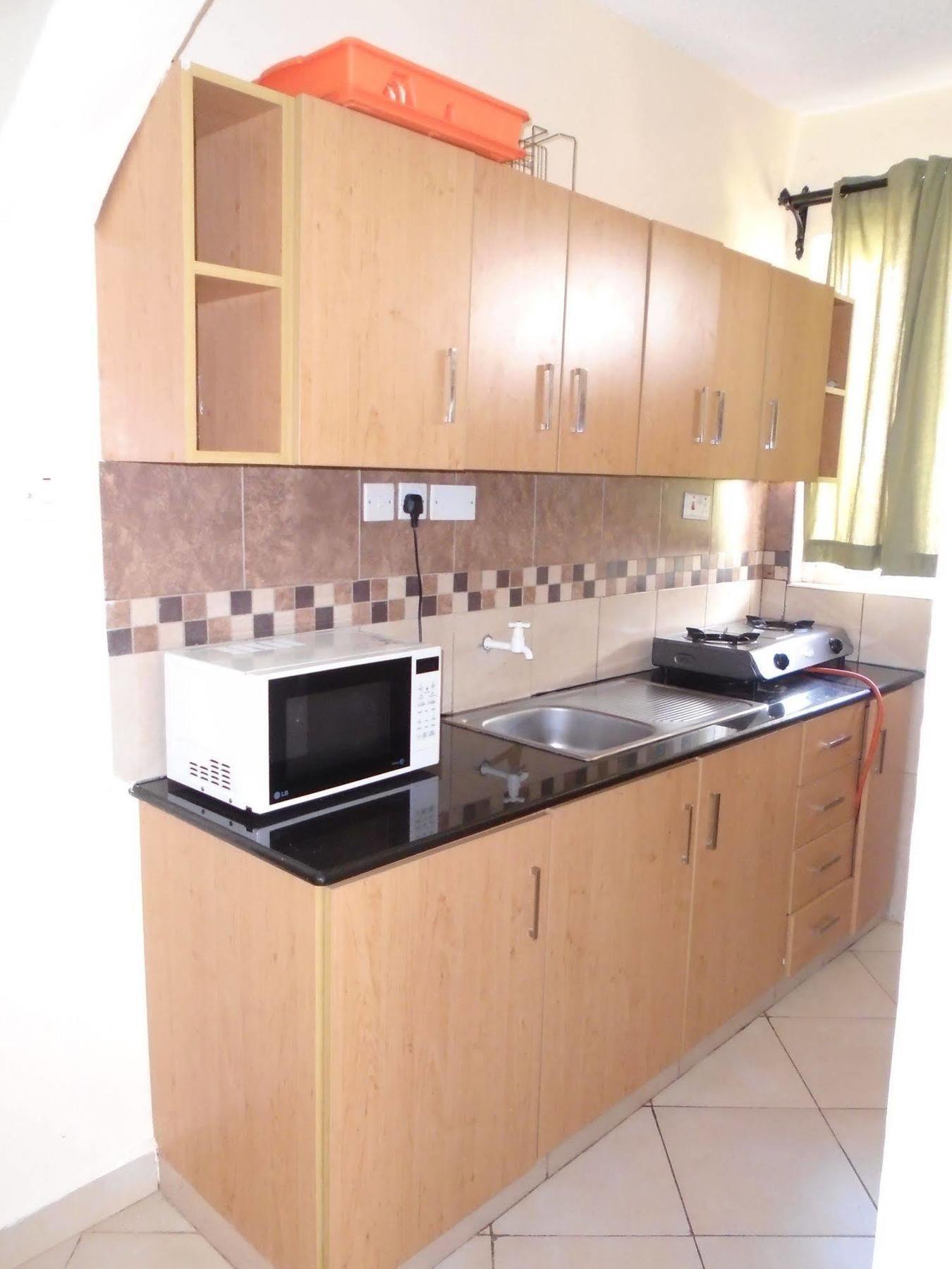 Pawenzi Serviced Apartments Момбаса Екстер'єр фото